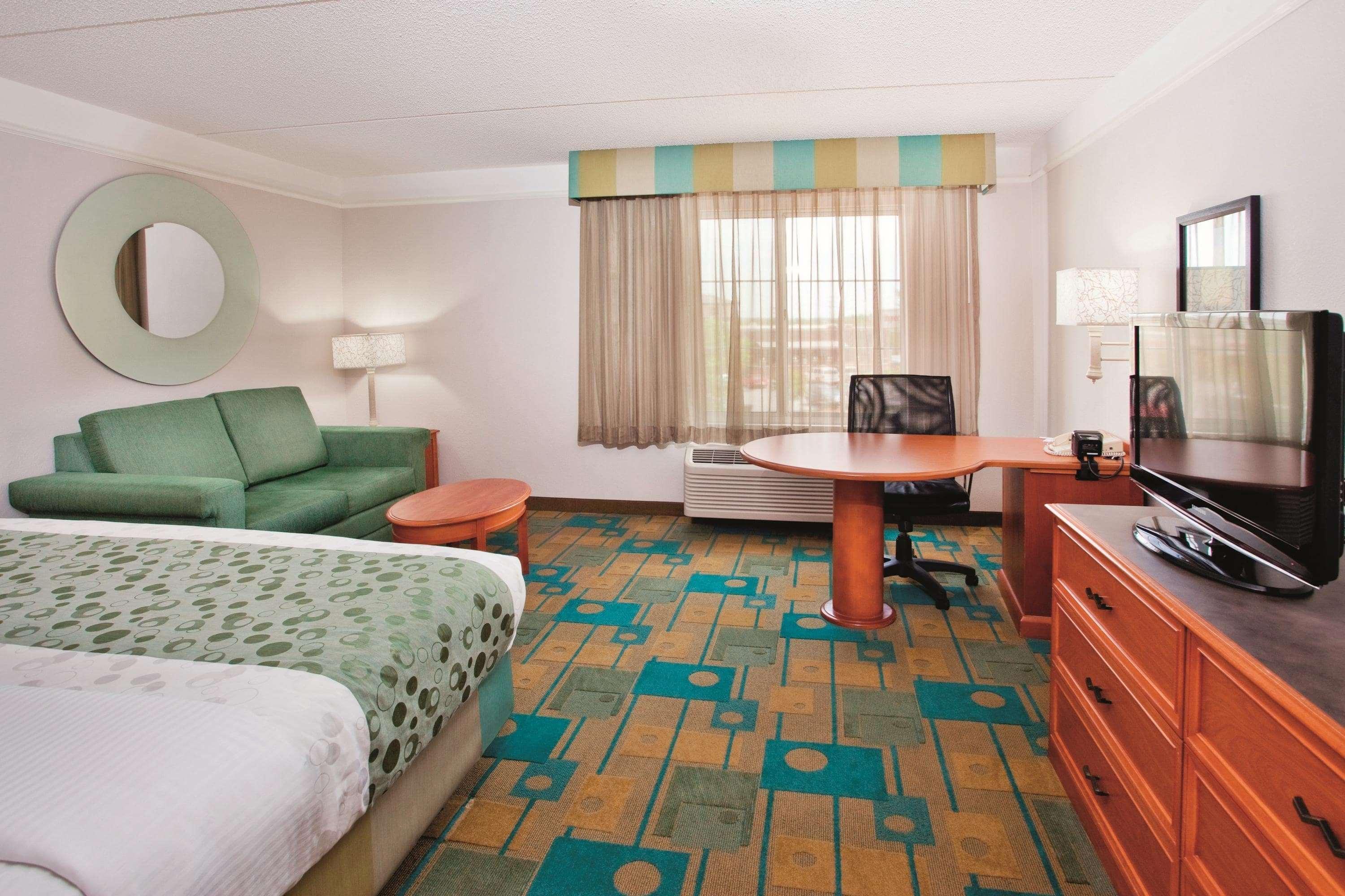 Hotel La Quinta By Wyndham Winston-Salem Esterno foto