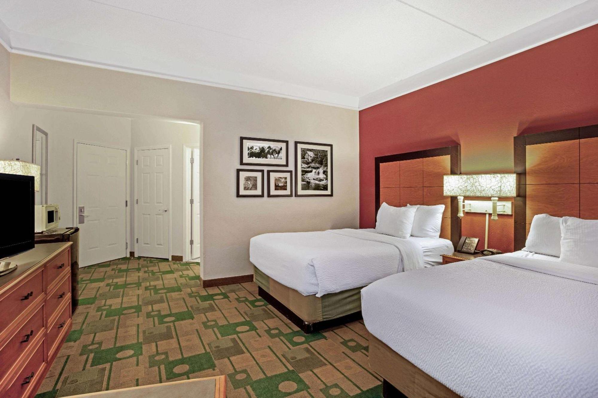 Hotel La Quinta By Wyndham Winston-Salem Esterno foto